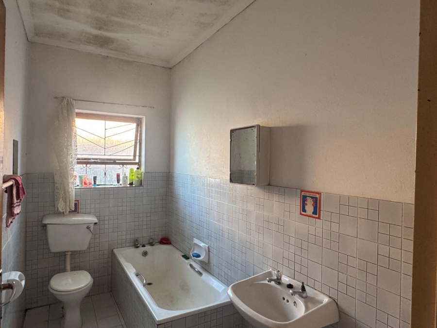3 Bedroom Property for Sale in Kwamagxaki Eastern Cape